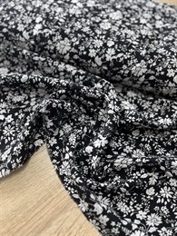 Ткань Штапель Белые цветы на черном 100%вискоза