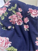 Отрез 0..85 м  кулирная гладь Розы на синем 5743